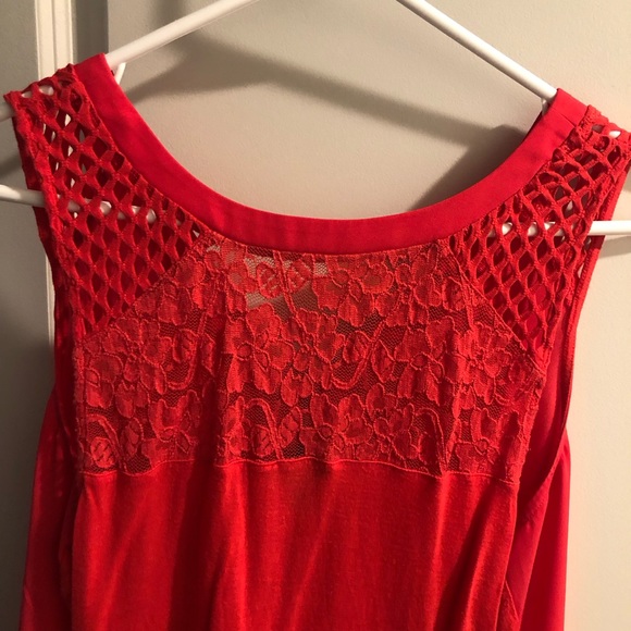 Express tank top | red with gold detail - Picture 5 of 5